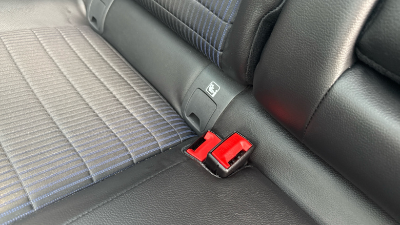 Nissan Qashqai 1.3 DiG-T MH Tekna 5dr Petrol Hatchback